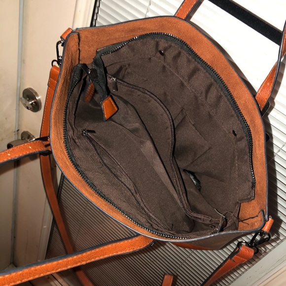 Handbag - Picture 2 of 2